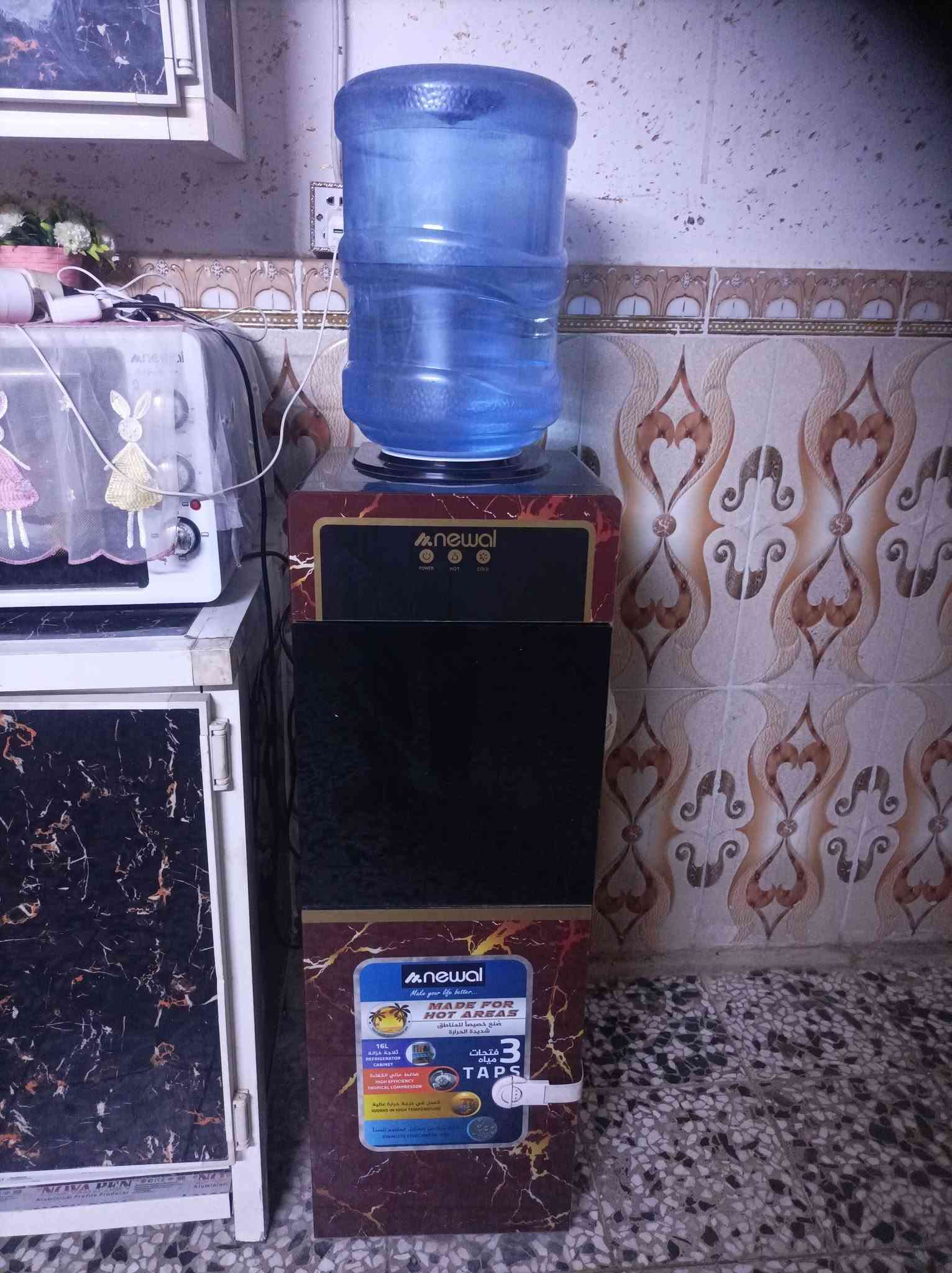 السلام عليكم عندي اغراض للبيع مكان نجف
