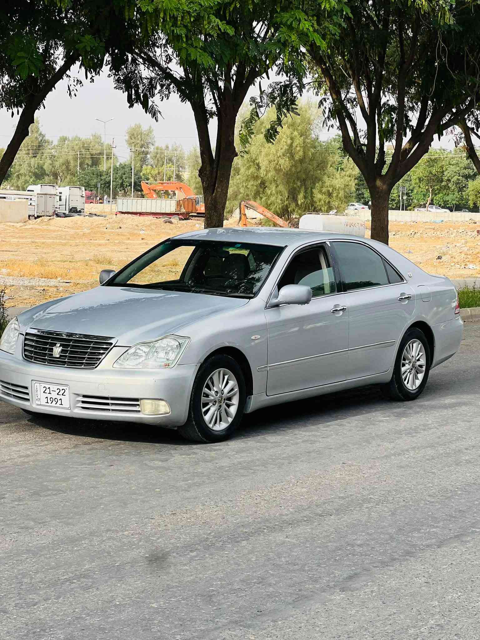 شاهینه • ٢٠٠٥ • ١٨٢٠٠٠