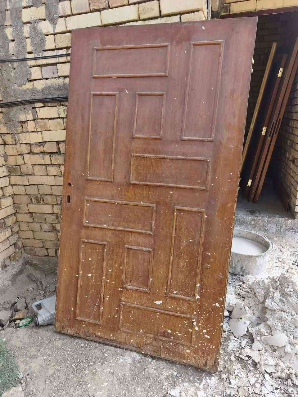 بيبان خشب • نضيفات • باسعار مناسبة
