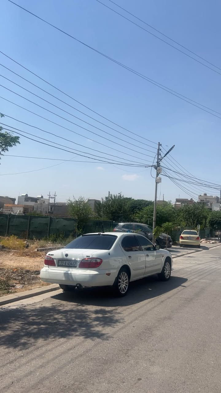 نیسان ماگزیما ٢٠٠٢ بۆ فرۆشتن ٢ پارچە سبوخی هەیە باقی هەمووی بەشەرت تەقەو رەقە بەشەرت سەیارەکە تازا تاخم  پێشو پشتی داگیراوە تەبریت ساردو گەرم بەشەرت رەقەموو سەنەوی تا ٣٠ تازەیە بەناو کردن بەشەرت  . *********** أربيل, العراق
