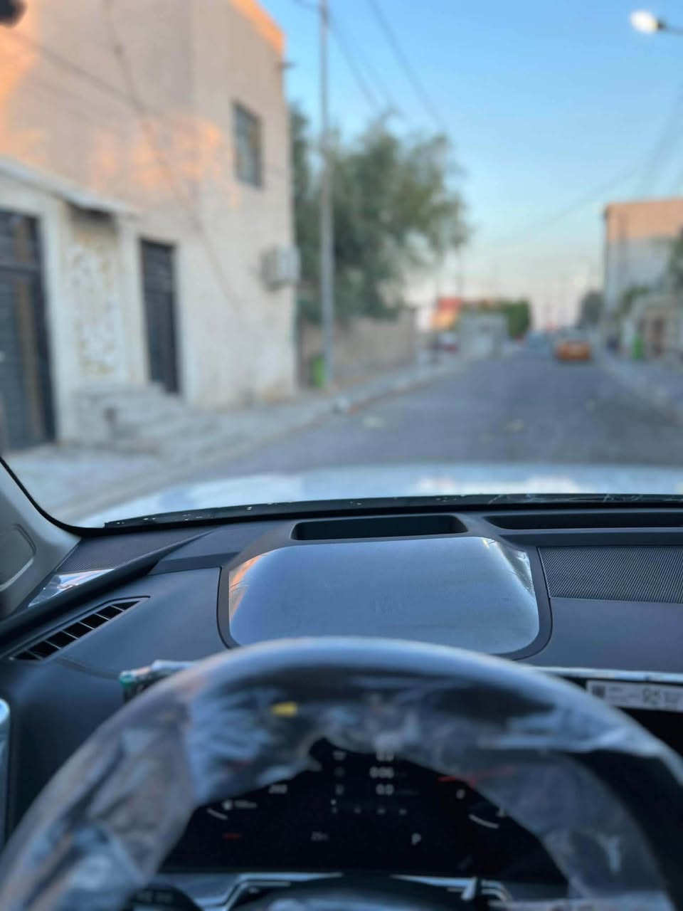 سورنتو 2026 رقم بغداد داتاشو كامرأتين ويل 20 ماشيه 11 الف 6 سلندر 3500 كشنات كهرباء باب خلفي كهرباء كير ماوس عينه كيجات مكاني بصره شراي يتصل *********** لبيع او مراوس
