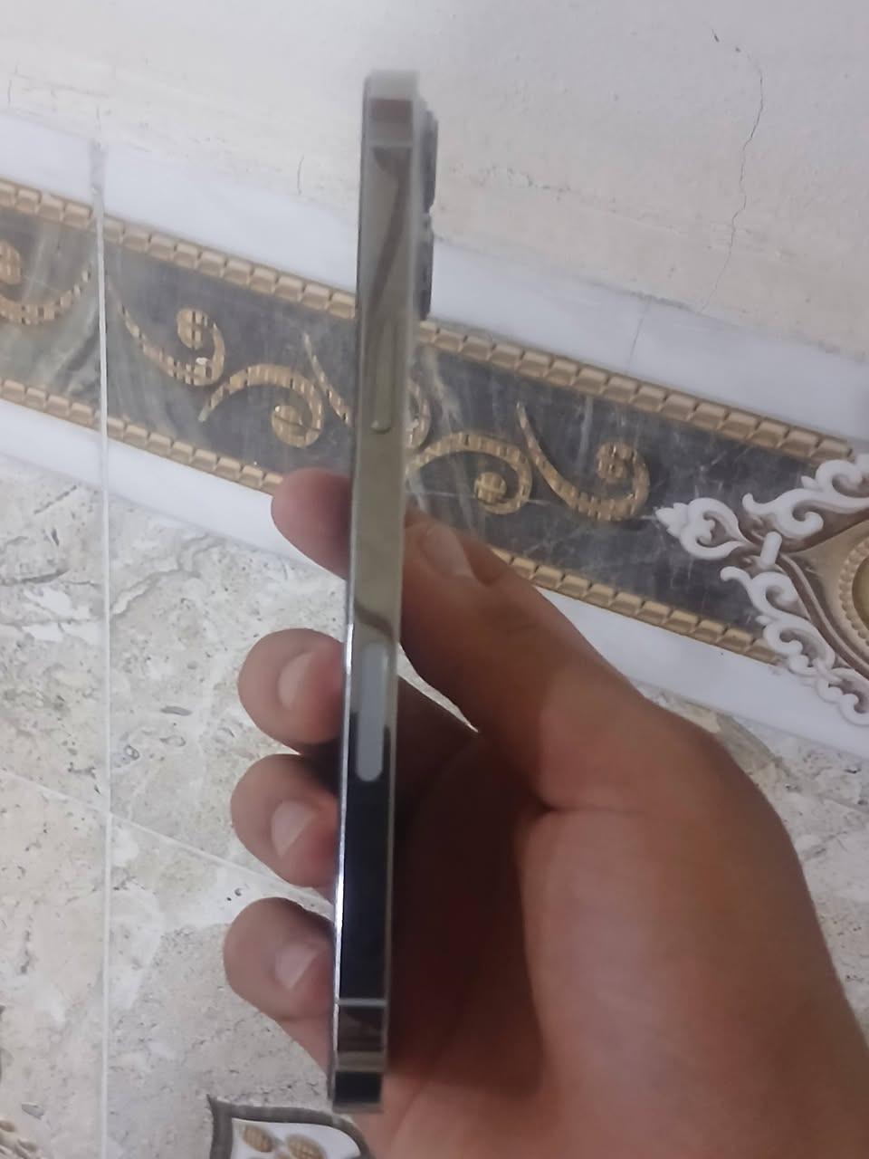 السلام عليكم ايفون 13 برو ماكس شرط النضافه ممبدل بي اي شي البطاريه 91 االسعر 750 الف الاستفسار على هاذا الرقم ***********
