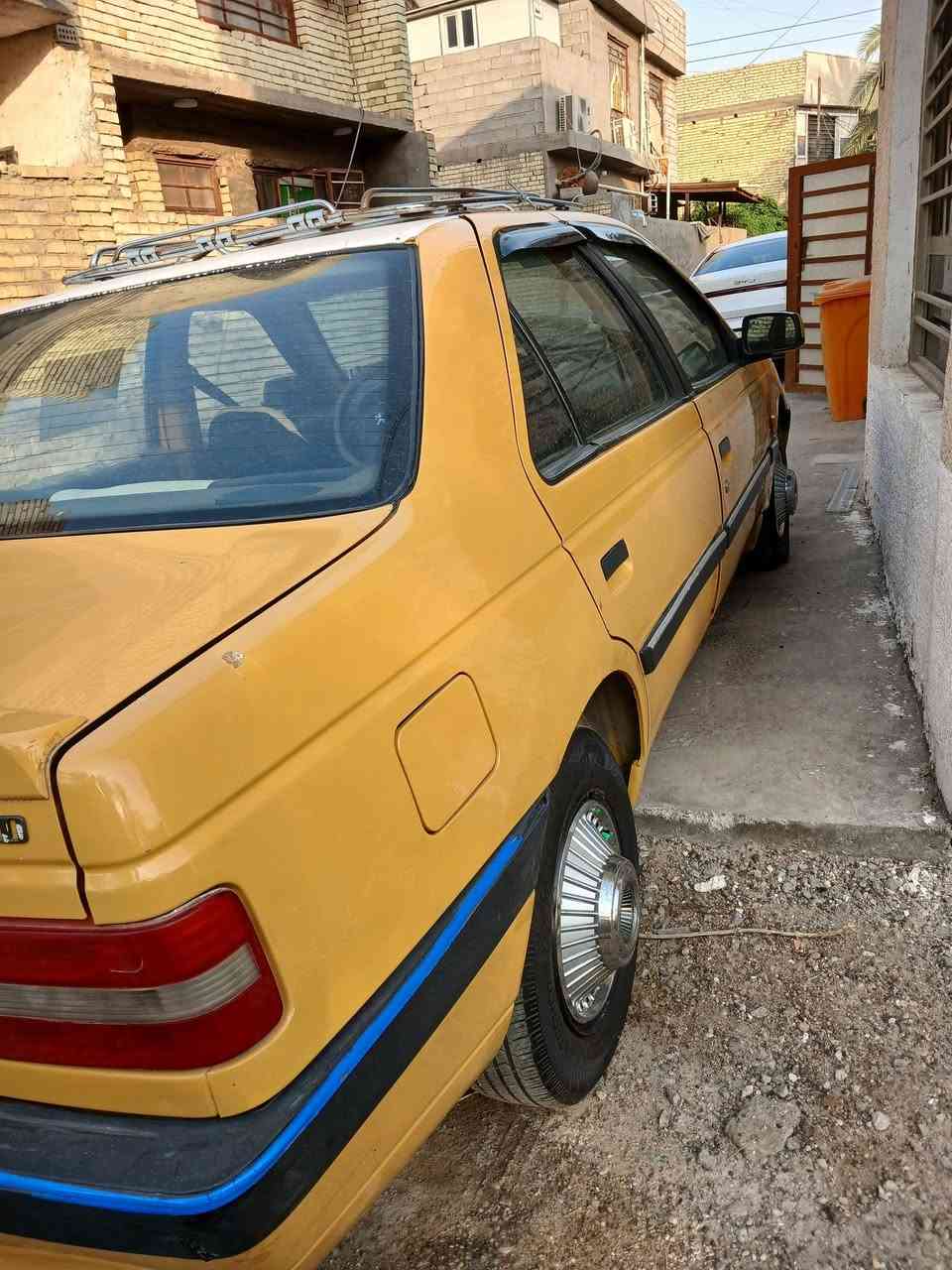 بيجو • ٢٠١٥ • نضيفه
