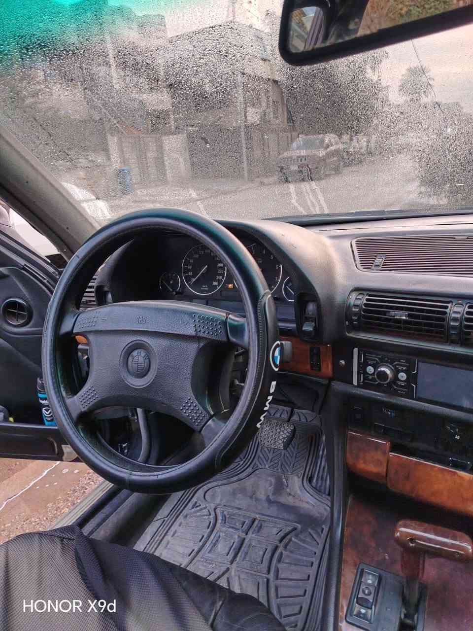 السلام عليكم 730 للبيع مسكر 8 سلندر موديل 93 مري قلاب صندوك شفط برده خلفيه سياره جاهزه من كلشي بدون ضربة بيها جراد قماره صندوك وبند مكاني بغداد السعر 68
***********
