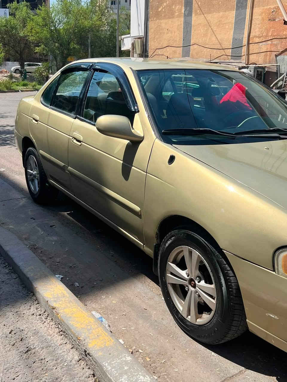 سلام عليكم للبيع نيسان سنتره موديل 2000
كير اوتماتيك مكينه 2000 رقم بغداد 
مصبوغه عام للجماليه 

رقم هاتف ***********
