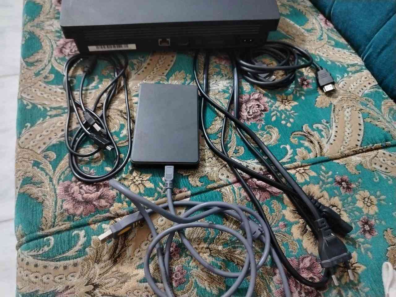 السلام عليكم شباب بلي3للبيع كامل مكمل من ناحية كلشي (هارد +واير شحن يدات+ثنين يدات +بي44لعبة) كلشي أصلي الله شاهد مكاني:) دوانية قضاء المهناوية) للتواصل واتساب فقط*********** والسعر فقط ب، 135ألف قفل
