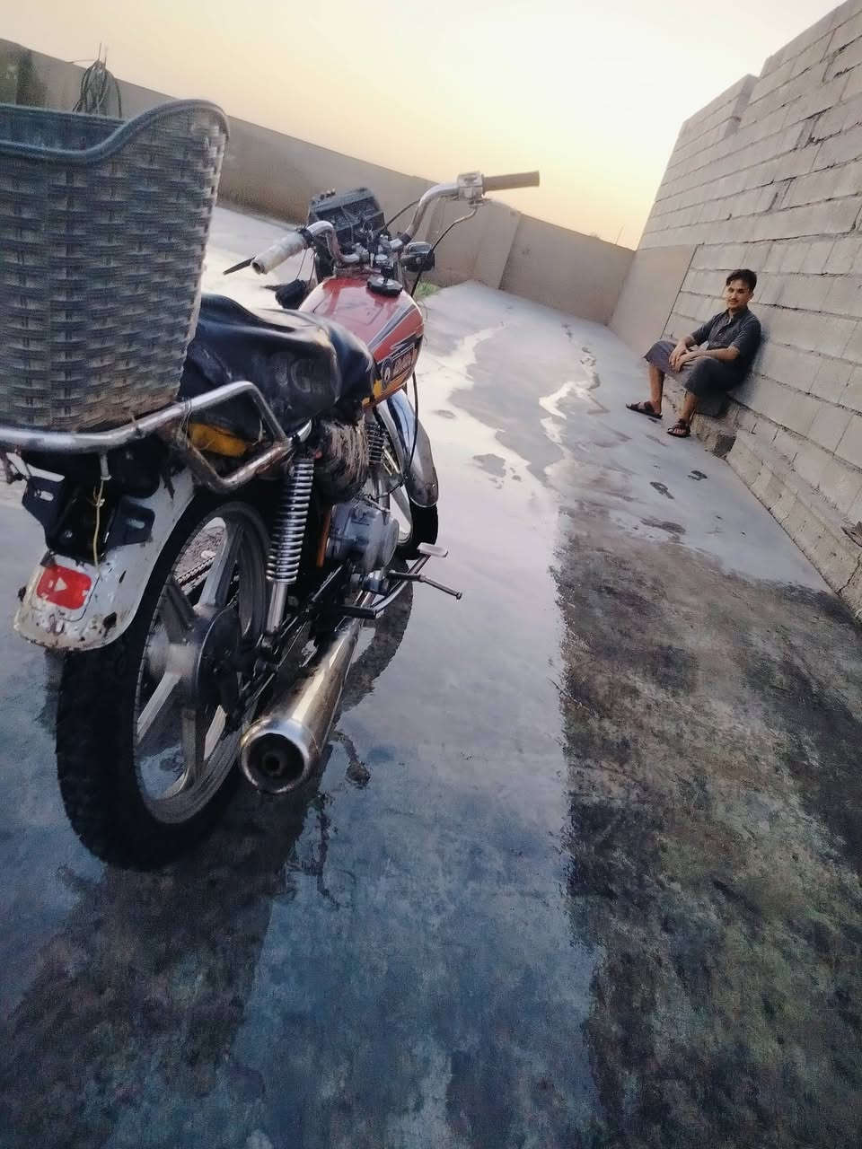 تايكر4 كير  كله فول 
موديل 19
 دبلات شغاله كهربائيات شغاله 
 السعر150
وبي مجال ويرهم مراوس
هاتف ***********
  مكاني شميط
