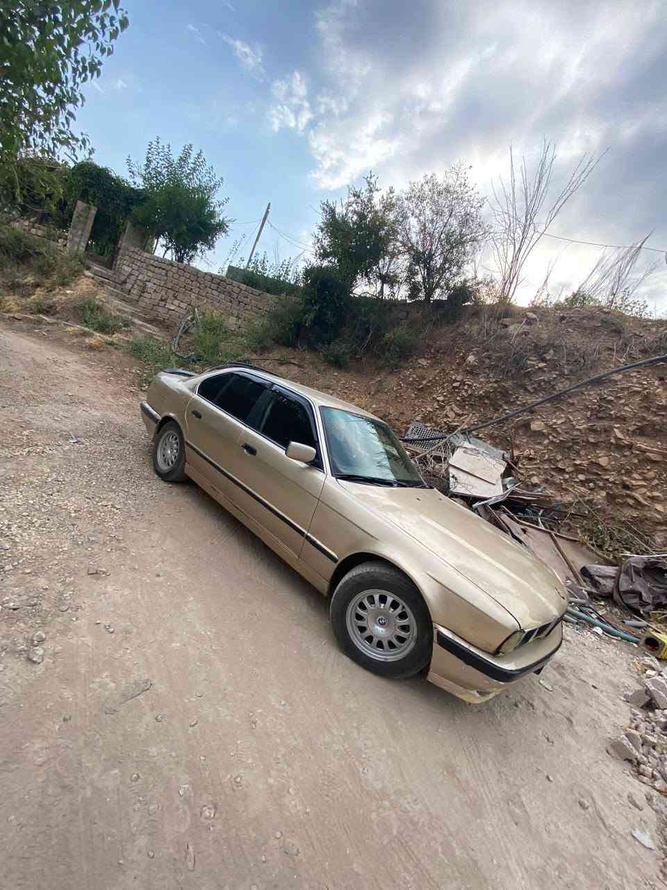 بي ام 525 • موديل ٩٣ • توماتيك