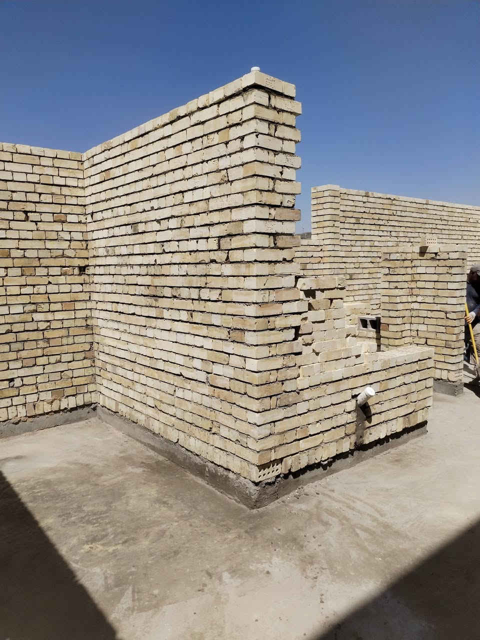 السلام عليكم خلفة بناء 
(طابوك -بلوك) شغل درجة اولى العمل قطعي أو عالدبل التواصل ع هاذا الرقم ***********
