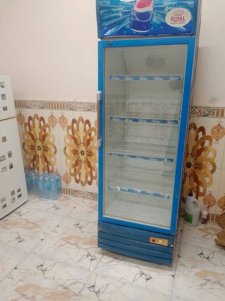 عارضه نضيفه كلش شرط الشغل بروده فول السعر 250 وبيه مجال مكان الحيانيه موسى الكاضم عل مستطيل ***********
