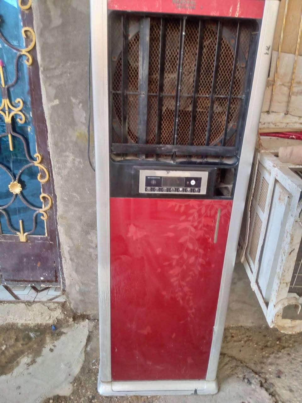 للبيع اغراض بيت مستعمله نظيفه اتصال رقم ***********
