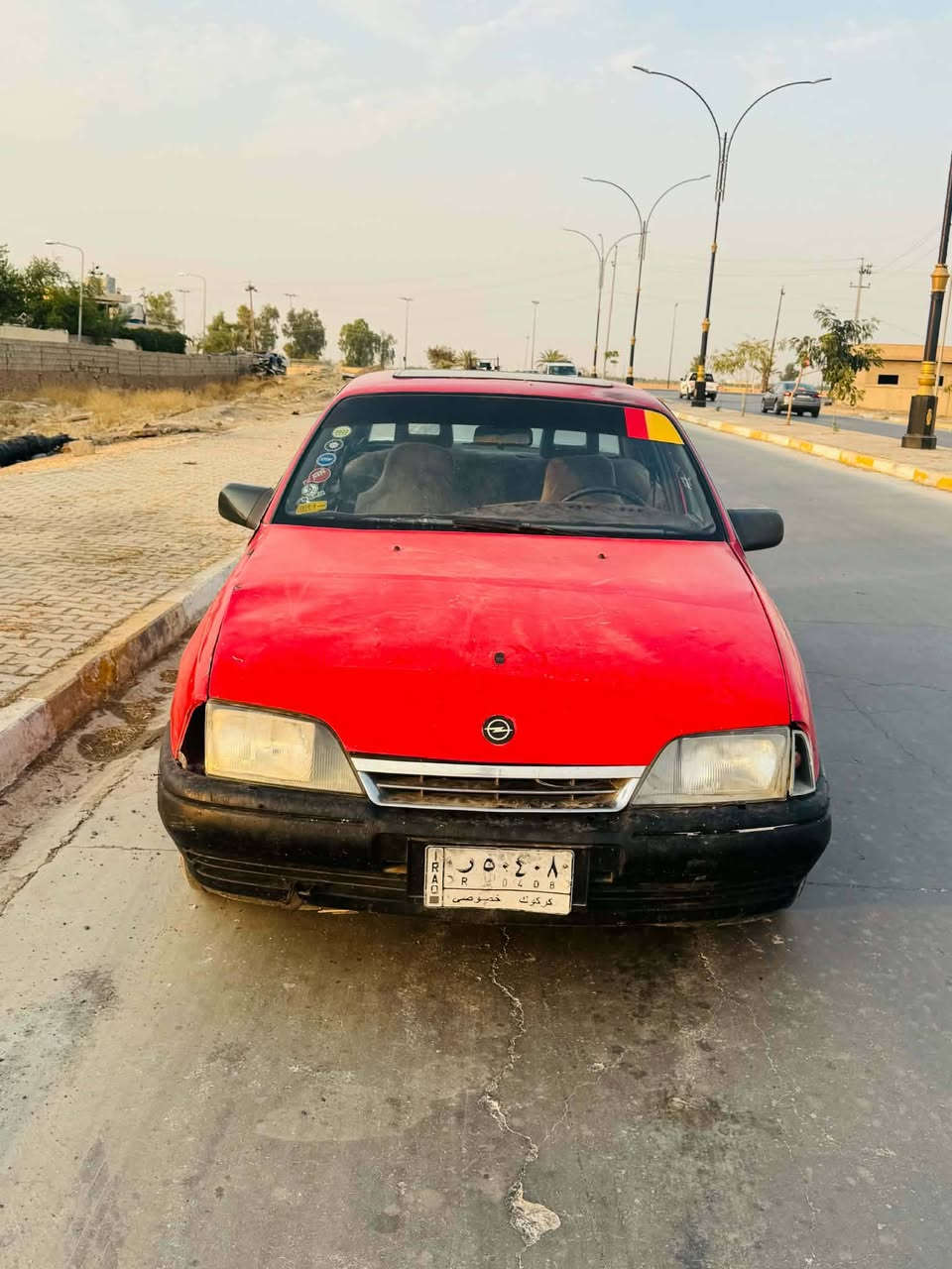 اوبل اوميكا  موديل 88 للبيع شرط التحويل. كير . محرك شرط  السعر 13. وبيها مجال ***********. العنوان كركوك
