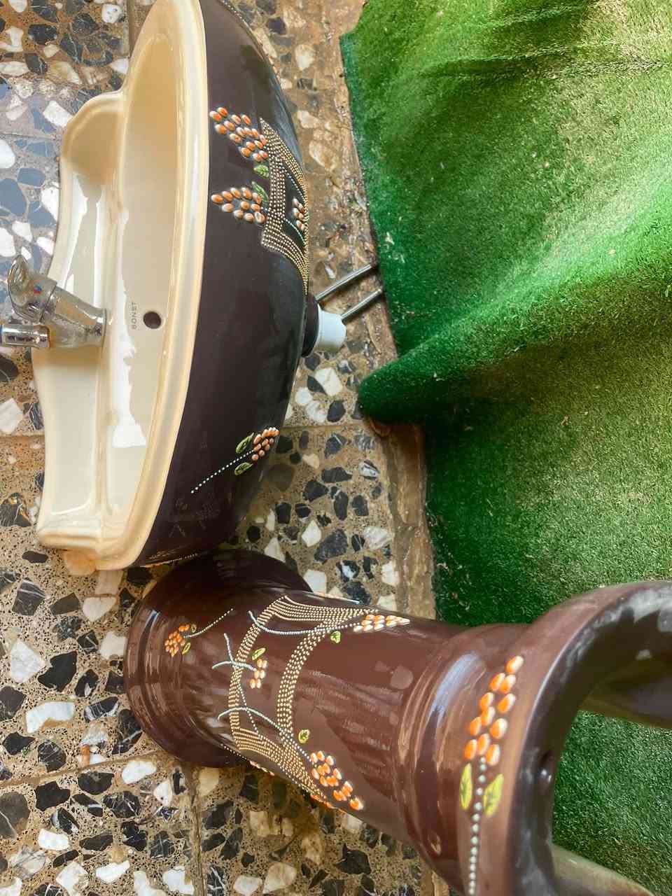 مغسله للبيع
استخدام بسيط جدا السعر 60
حجم كبير
مكاني حي الامام 
***********
