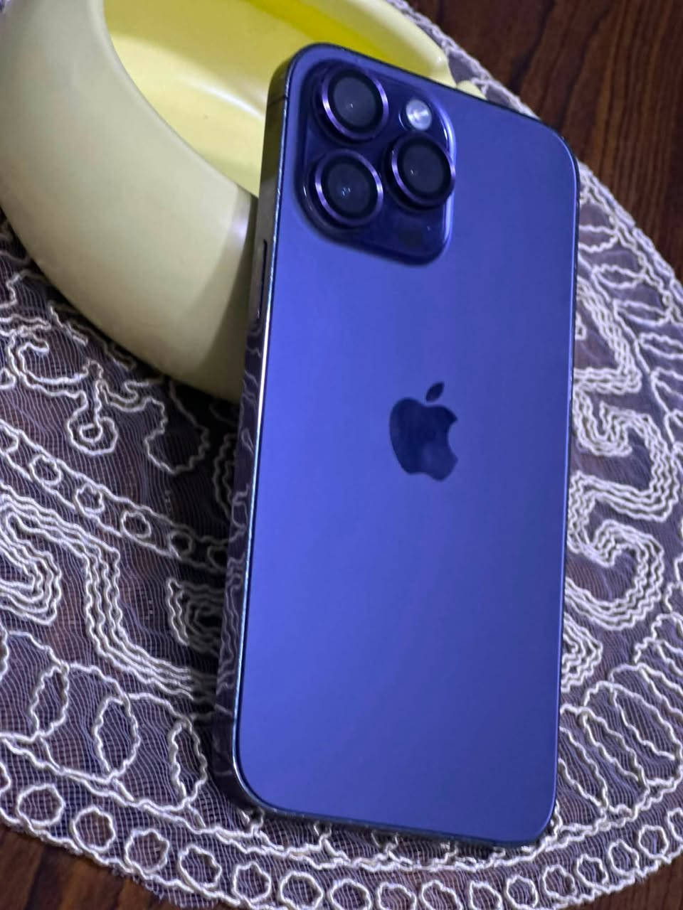 *للبيع ايفون 14 برو ماكس*

*المواصفات:*

- *الذاكرة*: 256GB

- *اللون*:بنفسجي 

- *البطارية*: 83 

- *النضافة*: 90 

- *الحالة*: كله شغال بدون عطل او مشكلة

 - اتصال ✅

 - سيم كرت ✅

 - فيس ايدي ✅

 - واي فاي ✅

 - كاميرات ✅
ملاحظة فقط مبدل شاشه اصلي اصلي وأظهر اصلي 
- *الضمان*: الباقي مكفول - تجي تفحص ع راحتك

- *السعر*: 575

- *المكان*: بغداد - الدوره 

*للتواصل واتساب: 
***********
