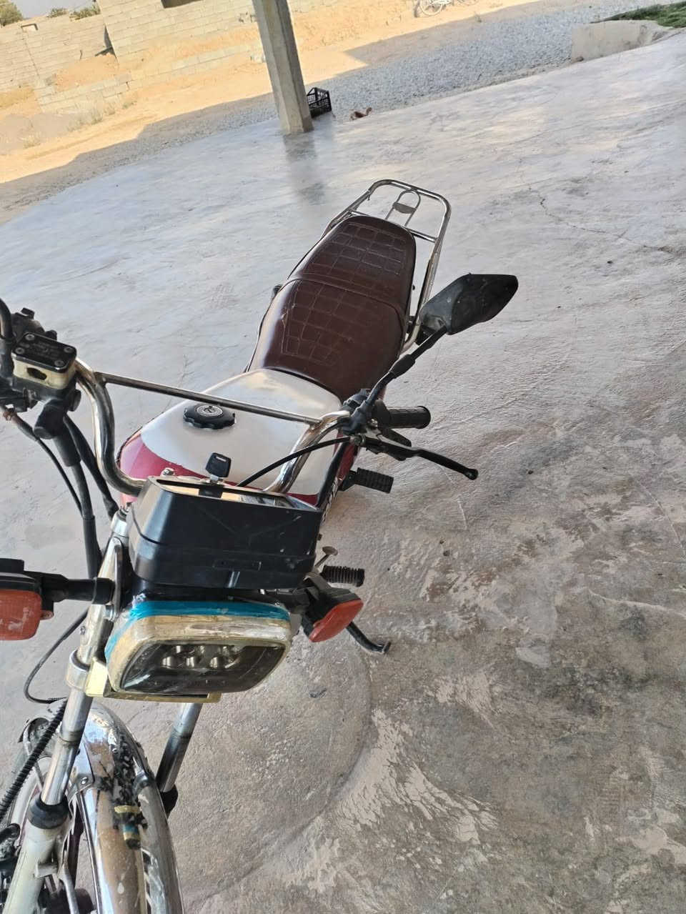 اسلام عليكم ماطور نامي برو موديل ٢٠ وياله حلوه محرك حلو نشاط فول كهربائيات شغاله السعر ٣٥٠ اتصل وتدلل ***********
