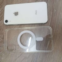 آيفون XR ١٢٨ • بطارية ٧٦ • فيس ايدي متوقف