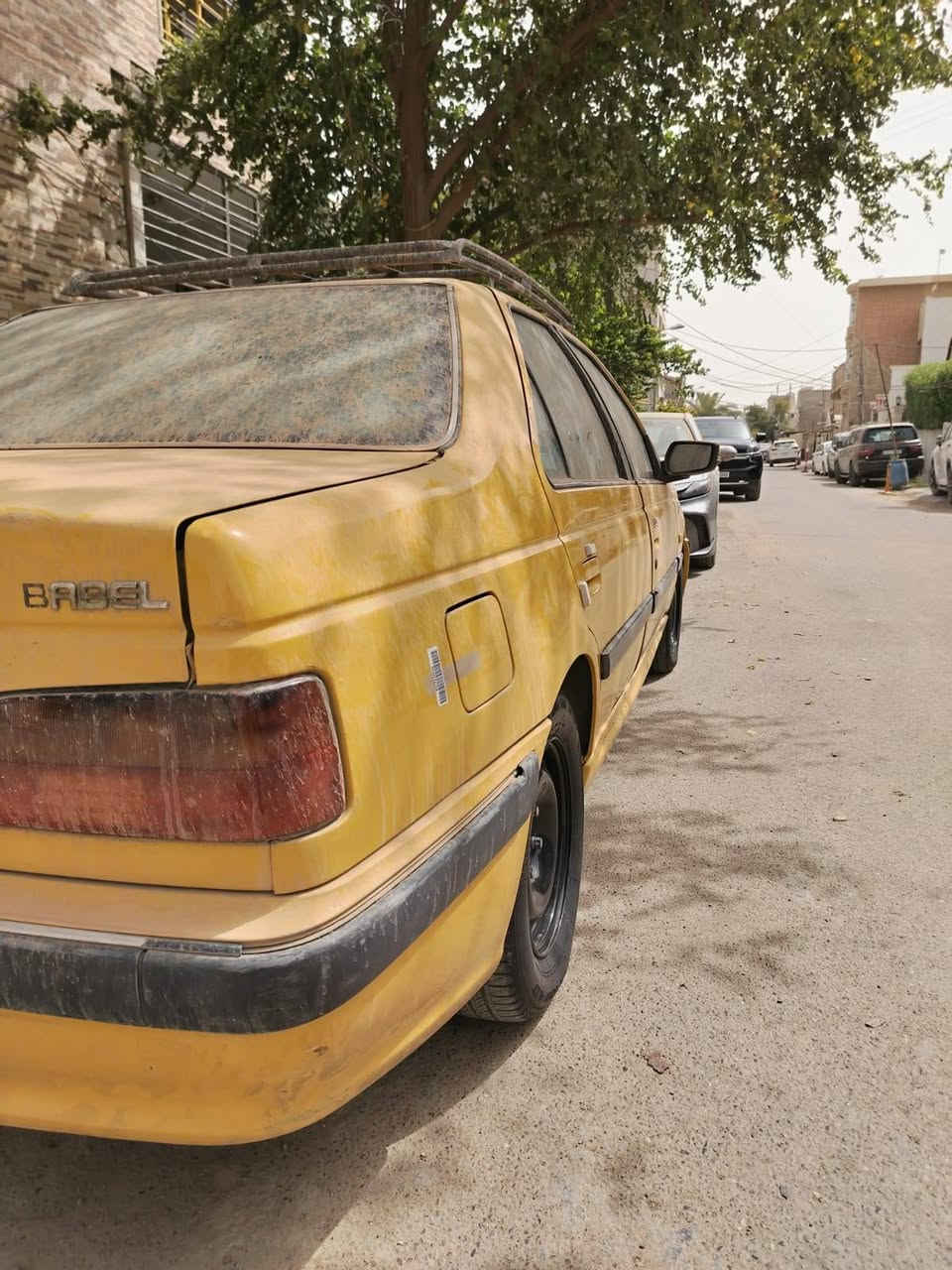 السلام عليكم
بيجو باص مديل 15
سياره جاهزه خير من الله 
مصفره هيهه وغرامات
مكاني بغداد 
***********
