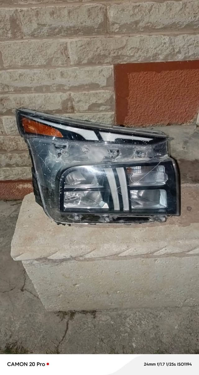 للبيع                                                                            ...،،،،،،،١بلاجكتور سكن مال ريو١١ شرط نضيف.                ٢لايت سنتافيه موديل٢٣ بي فطر شرط ما يعبر مي.                    ٣ماطور مال جام ريو شغال شرط. سعر خاص اتصل وتدلل *********** بي وتساب

نص مكتوب في الصور:
- CAMON 20 Pro 24mm f/1.7 1/33s ISO1107
- CAMON 20 Pro 24mm f/1.7 1/50s ISO1004