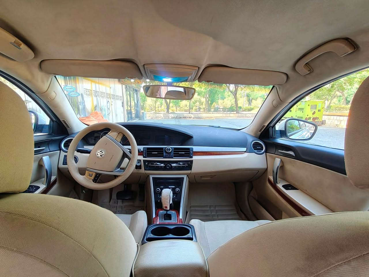 MG 6
2014
مكينه 18 مرغوب 
دووپارچه بوياخ بي ناو گرتن
158هه زار چوه 
ناوزه رده سه ياره گير تؤماتيك
سعري 59 مه جاليكي تيايه 
له كه لاره 
***********
