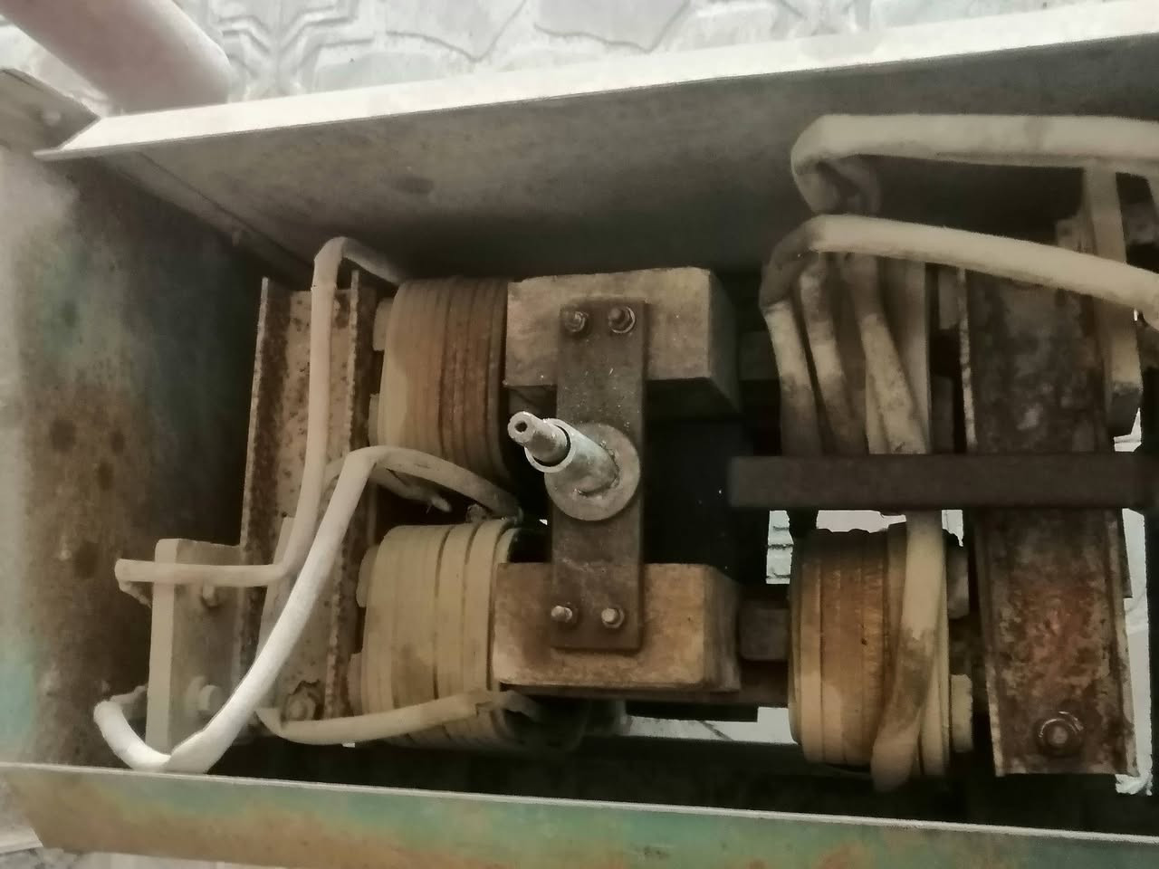 السلام عليكم اخوان مكينه بلغاريه للبيع المكان ذي قار الاتصال على الرقم ***********
