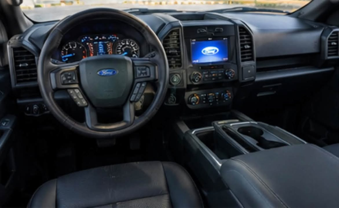 فورد F-150 • ٢٠١٨ • ٨٢٬٠٠٠ كم
