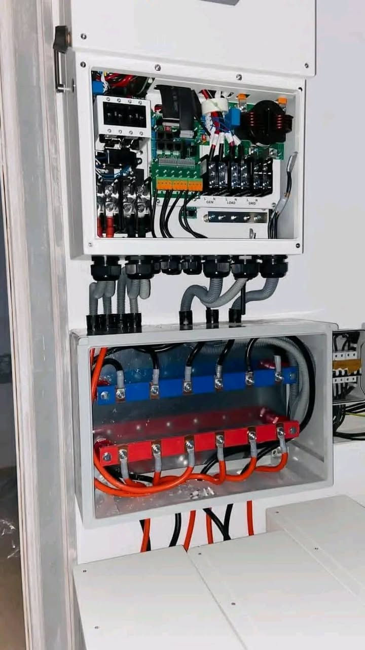 عمل باسبار (بازبار) حسب الطلب
#الورشة_التقنية_للسيطرة_الكهربائية 
#بازبار #بطاريات #طاقة_شمسية
#busbar
يوجد توصيل لكل محافظات العراق
***********
