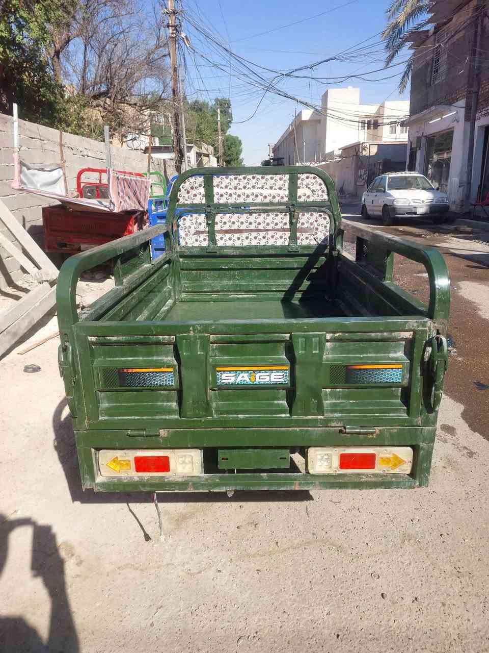 حجم وسط • بطاريات كبار • ما بيه نقص