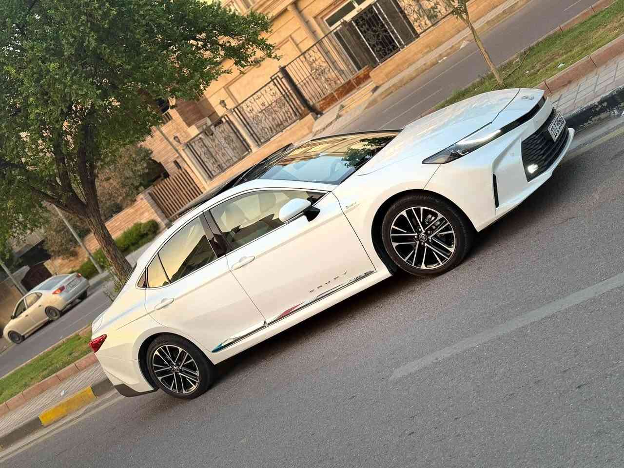 كامري خليجي • ٢٠٢٥ • ٢٥٠٠٠ كم
