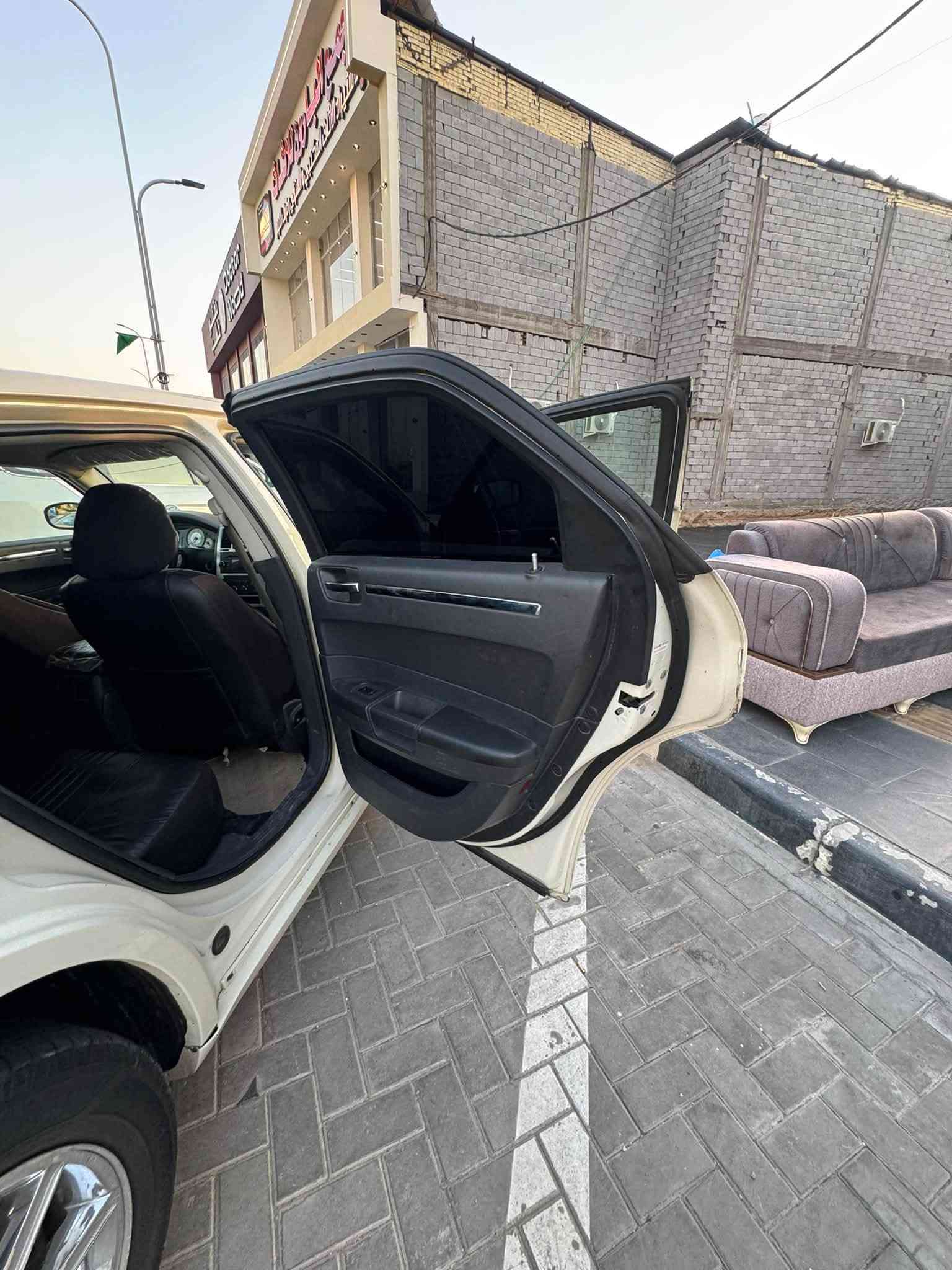 اوبامه مديل 2008 مكينه  3500 سياره جديده  متومه اربيل  ادوات ادوات سياراه  بيه كصه جنطه  سعر 47رقم لهاتف ***********
