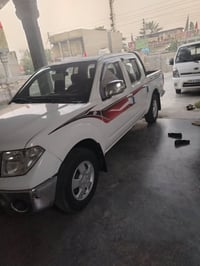 نيفارا 2014 • اوتوماتيك • مكينة بلادية