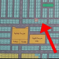 قطعة أرض • ١٠٠م • شارع ٢٠