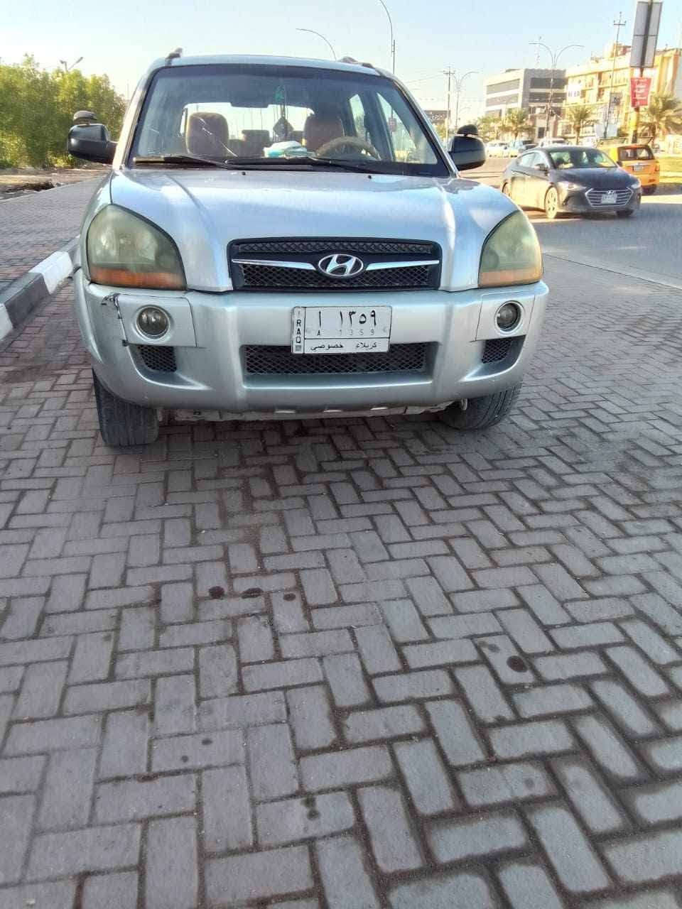 سلام عليكم توسان للبيع موديل 9 خليجي فول مواصفات محرك 2000 دوش محرك وكير وحداديه وتخم تاير جدد تبريد ثلج بيه رشات صبخ بدون معجون بسمي مكان كربلاء سعره 96 وبيه مجال قليل ***********. تصال واتساب نفس
