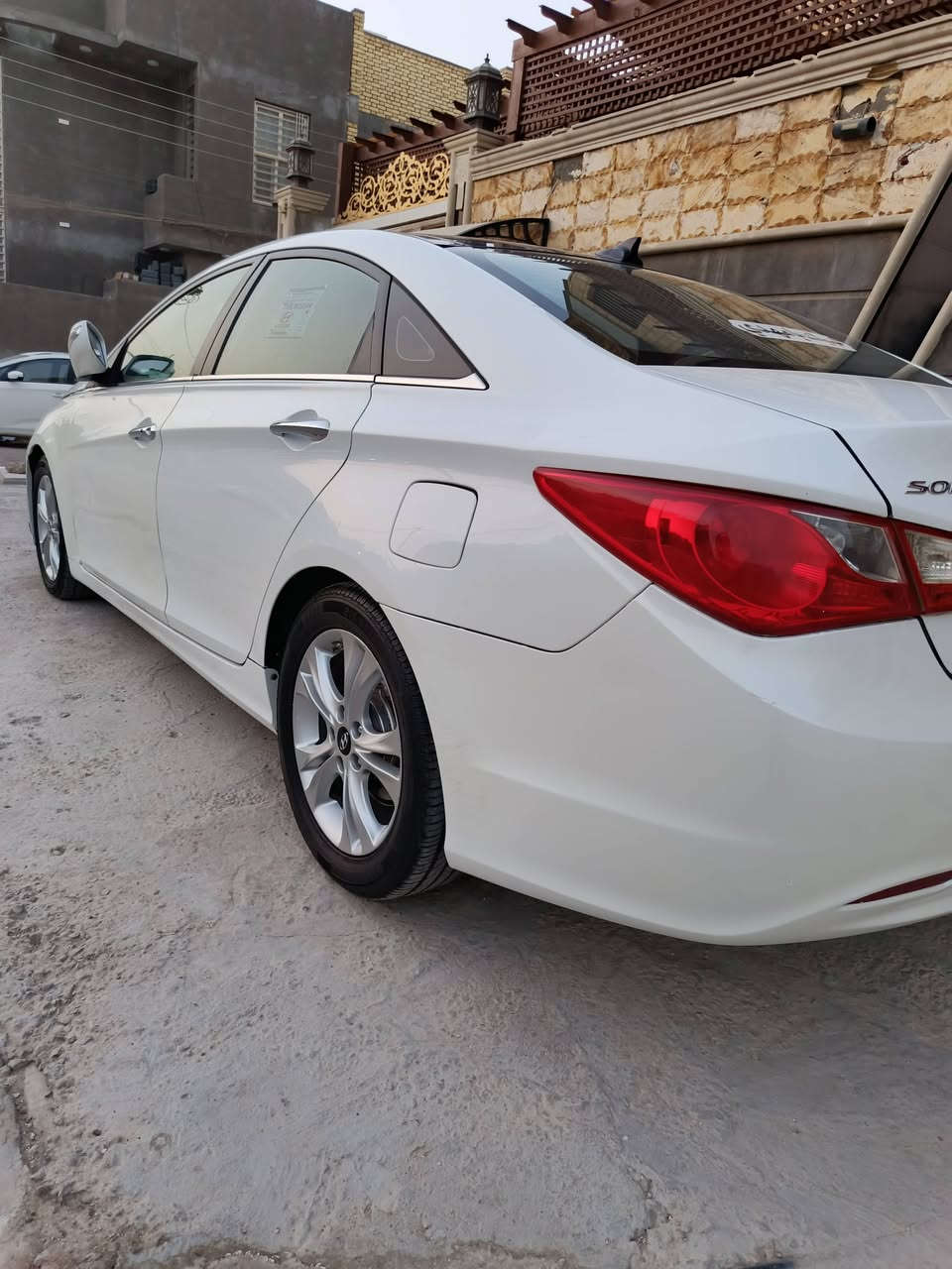 سلام عليكم 
هونداي سوناتا 2013
وارد أمريكي فول مواصفات(LIMITED) 
ماشيه 257mi
رقم ذي قار إنكليزي باسمي
سنويه ل 2033
مواصفات فول بصمه كشنات جلد
كشنات تدفئه وتبريد 
شاشه وكامره سماعات(Dimension)
تبريد قطعتين 
مكينه وكير وتبريد 
تخم تاير باتري
حداديه كلهن جاهزات
ادامه كامله للسياره
لايت عالي زنون
الكهربائيات كله جاهزه 
السياره جاهزه على آخر حبايه ومابيه أي نقص
ضرر السياره رشات صبغ مع تبديل بدون دواخل أبد وبدون ايرباك حادث السياره كلير أثر جراد وصبغ قليل طخات سونار موجود بل منشور 
سعره 98 وبيه مجال مكاني ناصريه مركز
رقمي ***********
