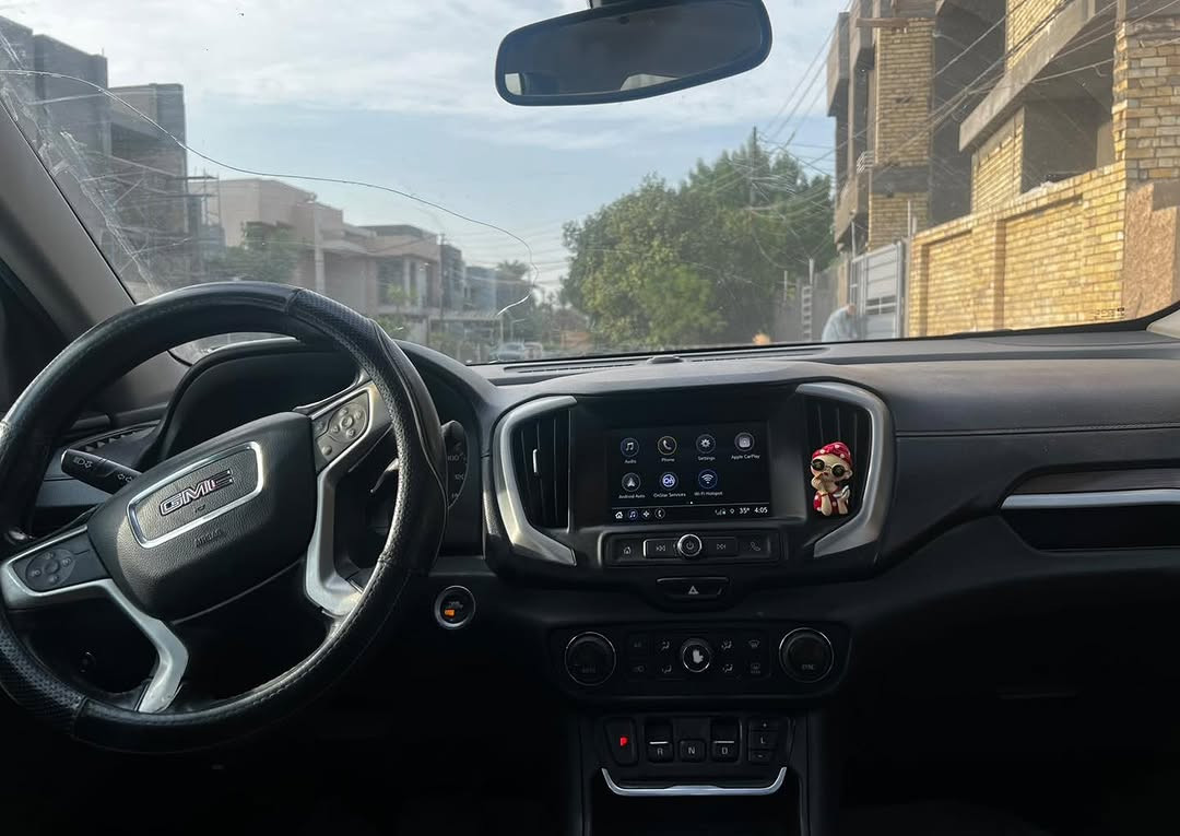 جمسي تيران موديل 2018 
محرك 1.5 T تصعدلك هيج سيارة عائلية
 وجديدة وفول مواصفات بسعر الانترا 

محرك 4 سلندر 
كلين تايتل 

مواصفات SLE 
AWD
كاميرا خلفية 
حساس ورادار 
سقف سقف بانوراما 
مستشعر وقوف 
تدفئة مقاعد بصمة ٤ ابواب 
تشغيل عن بعد 
مثبت سرعة 
شاشة وابل كار بلي 
ايرباك سليم 
تحكم على المنحدرات

🛑 السعر سوي تعليق يصلك رسالة 💌

رقم هاتف ***********
