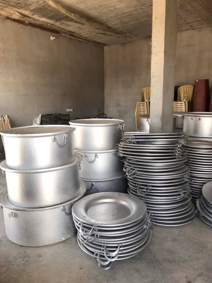 محل متكامل للبيع – جاهز للعمل

يتوفر للبيع م حل متكامل يحتوي على:

⛺ 3 خيم
• خيمتان كبيرتان: 20×8
• خيمة صغيرة: 20×6

🍽️ المستلزمات والمعدات:
• 20 جدر
• 17 طباخ
• 350 كرسي
• 850 صينية صغيرة
• 70 أم الحلك كبير
• 350 طبلة
• 15 جفجير
• 10 قواير

📌 المحل متكامل ومناسب لمن يريد البدء بالعمل مباشرة.

للاستفسار والتفاصيل والتواصل، يرجى المراسلة.
***********
‏‪***********‬‏
