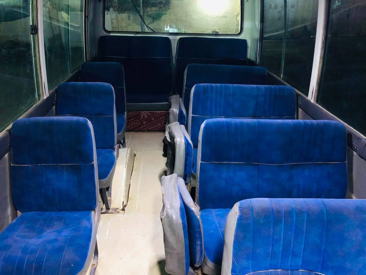 سلام عليكم نيسان موديل 2002 مكينه vvt-2500 جديدة كير اوتماتيك تخم تاير جوبلس جديد  داخل نظيف حداديه جديد سنوية لل28 تحويل مباشر مكان السيارة الحله الشراي يتصل ***********
