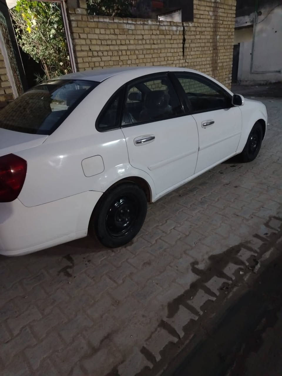 🚗 للبيع: شيفروليه أوبترا (Chevrolet Optra)
* النوع: شيفروليه أوبترا Sedan.
 * الموديل: 2011.
 * اللون: أبيض.
 * رقم السيارة: رقم مميز (27-A 8505).
 * حالة المحرك والكير بحالة الوكالة
***********
