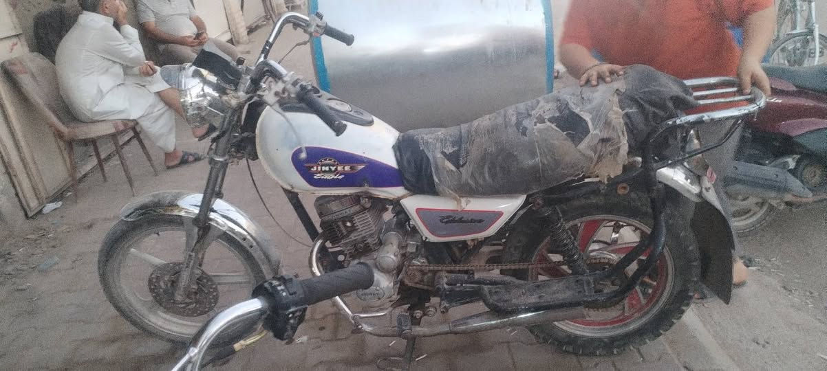 يالله سلام عليكم شباب هاي الدراجه اوراق موجوده سعره 225 ماريد اتعبك ولا تعبني ولا تجيني خاص لئن ما اتواجد *********** وبيك خير وتئمر امر مكاني الخالص يم مرطبات علاوي
