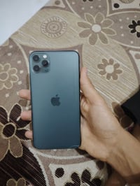 ايفون ١١ برو ماكس • نظيف • غراض كاملة