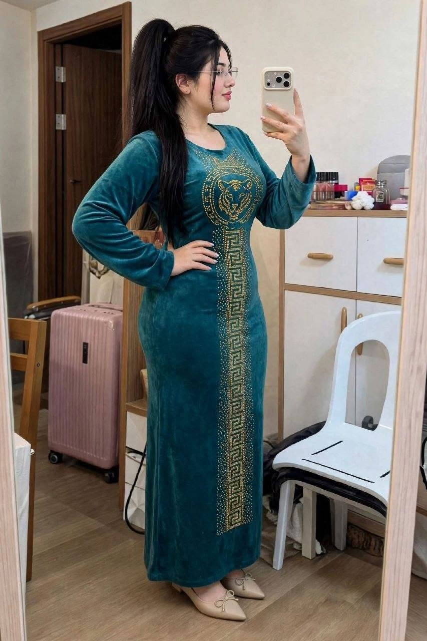 فستان مخمل • جُملة • مقاسات M-L-XL-2XL