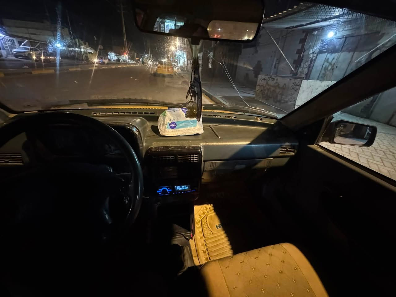 موديل 11 للبيع سياره جهازه تايرات حداديه تبريدها خفيف مكينه خير من الله بيه فقط لاستيك ولف ومماثر داخنها فقط من بارده سياره تحمه يختفي رقمها قادسيه مالكها موجود سنويه لل 29 سعرها 20 وبيها مجال ***********
