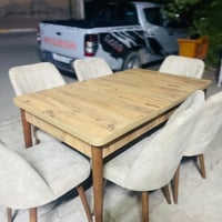 ميز طعام • ٦كراسي