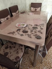 ميز طعام • ٦ كراسي • جديد