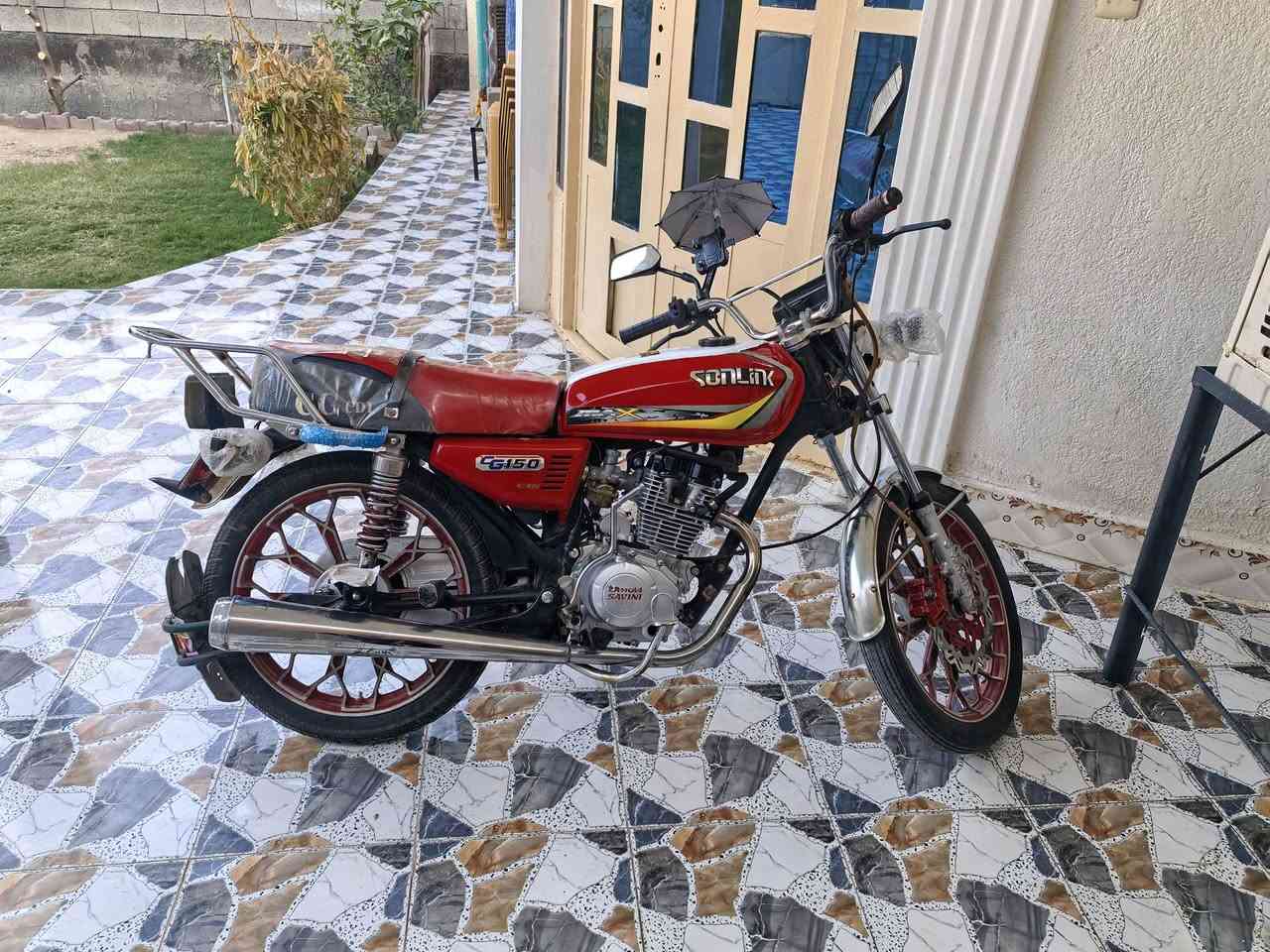 سلام عليكم دراجه سيفان موديل24 نضافه فول محرك ما ممدوده عليه سبانه 🏍750وبي مجال  مكاني الانبار خالديه لتواصل ***********
