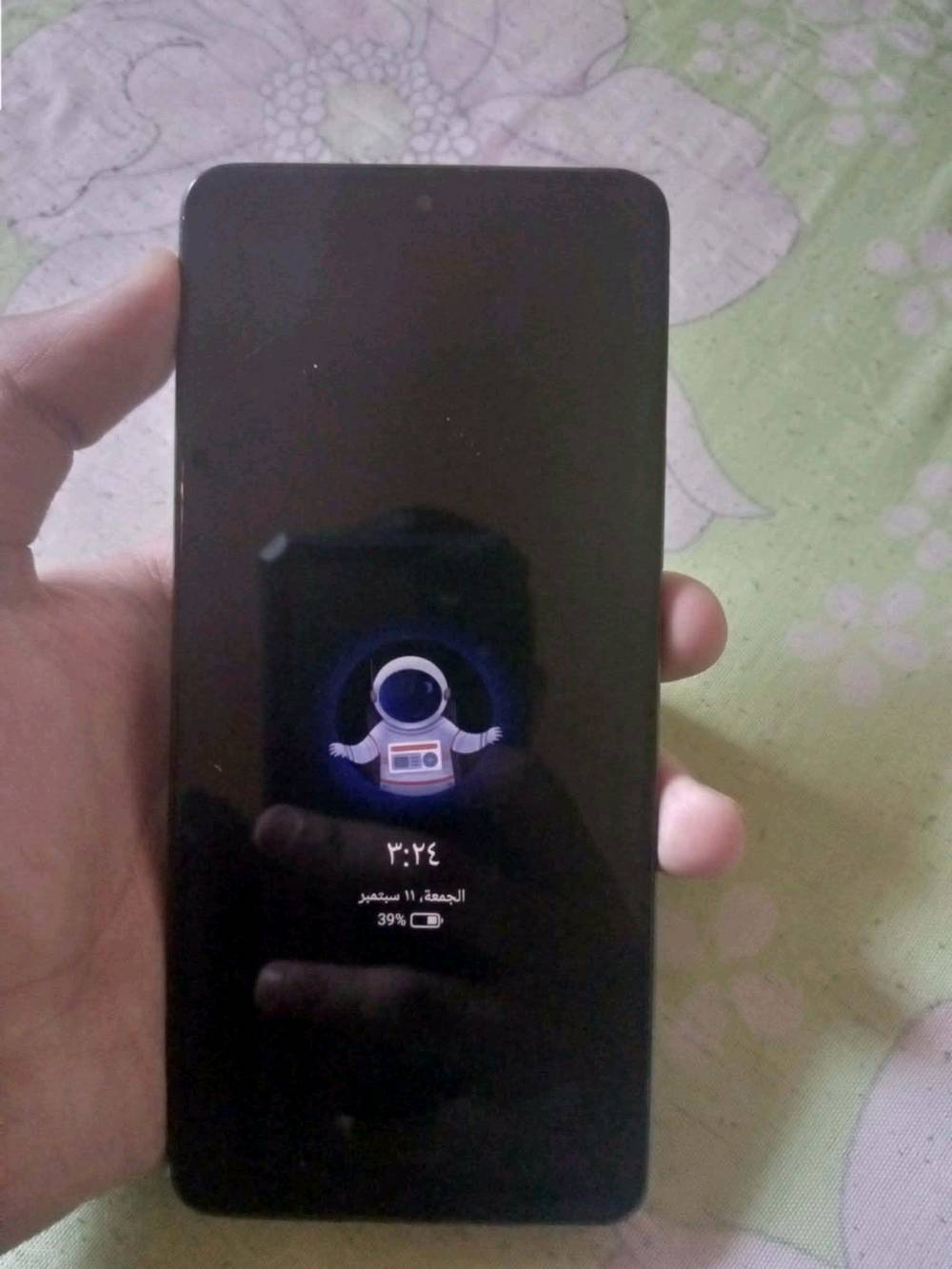بوكو 5G x6 ذاكره 256 الجهاز نضيف مامداخل صيانه بي بس نقطه بل شاشه ماماثره على المس ماشرلكم عليه سعره 270 وبي مجال لطيبين مكاني نجف حي رحمه