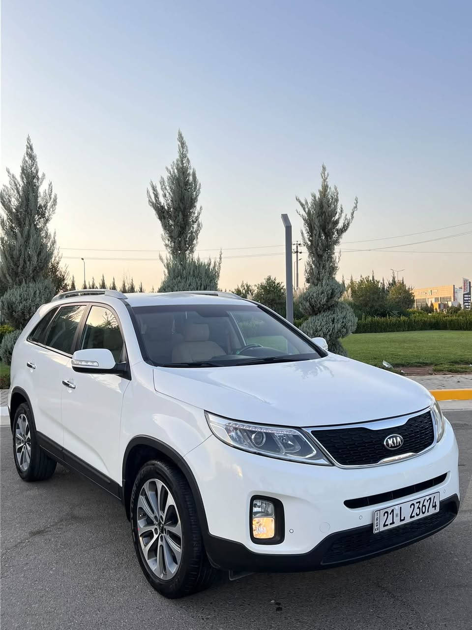 KIA SORENTO- مۆدێل  2015 -
📲 *********** سعر : 168💸 مەجالی تیایە

سەیارەکە زۆر جوانە  
سەیارەکە تەنها پەڵە ساردی  هەیە  بە بێ بۆیاغ  ✈️

مواسەفات   ( ناو زەرد  - کوشن کارەبای  -حاسە  - ڤۆلیۆم   -  تحدید سورعە  - بلاجکتۆر - لید - ویل کرۆم -کامێرا لیدی ناوەوە- کوشن جلد - بەسمە - گیر اوتوماتیک و عادی  - سێ ڕیز کوشن - تەبرید مەرکەزی - ئیکۆ -شاشە ) 🗼

گێڕ و مەکینە بەشەرت نەکراوەیە
١٣٧ هەزار ڕۆیشتووە
سەنەوی تازە تا ٢٠٢٨
تەحویل  و غرامە بەشەرت 🇺🇸
شوێن : سلێمانی 🪙

كيا سورينتو   - مۆدێل  2015 -     
📲 *********** سعر : 168💸 و مجال

سيارة حيل حلوة  
سيارة بيها مكان صغير بارد و بدون صبوغ   ❄️
 
مواصفات (     داخل اصفر - كشن كهربائي -حاسات - بلاجكتور - ڤۆلیۆم - تحديد سرعة -بلاجكتور -ليد- ويل كروم -كاميرا - شاشة- ليد دواخل-كشن جلد - بصمة- گير اوتوماتيك و عادي-ثلاث معقد -تبريد مركزي-نظام ايكو)  🆕

 گير و محرك بشرط ما مفتوح 
137 الف حقيقي ماشي 
سنوي جديد حتى 2028
تەحویل  و غرامە بشرط 💎
مكان : سلێمانی
