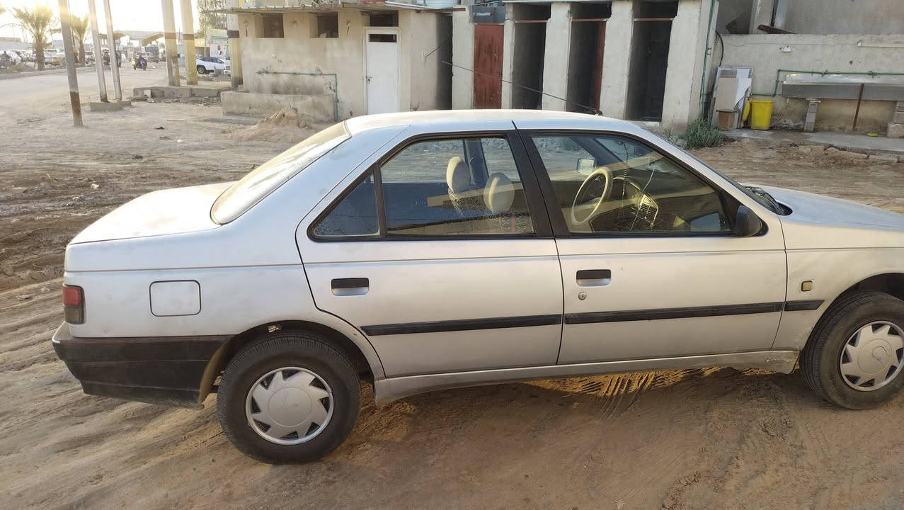 بيجو روى للبيع لون رصاصي باسمي رقم بغداد الجديد كلها بلادية  تبريد ثلج محرك بيه تبخير دواخل بطاين كله بلاد السعر 25عنوان كربلاء براهمية ***********
