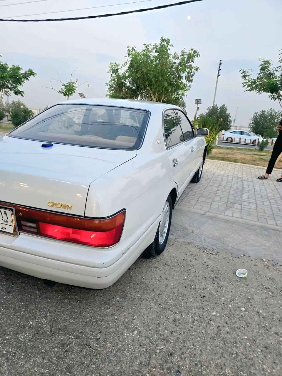 السلا عليكم بطه منفصل لون لؤلؤي
السياره جديده بمعنى الكلمه 
تبريد ثلج🥶
حدايده جديده لوك 
كير محرك جدد سي 9بطل ابيض
تخم تاير ابو الدب جديد 
سنتر لوك ريموت 
رقم بابل 
كشنات كهرباء .
كهربائياتهه كلهه شغاله 
ماعايزه السياره وبالعافيه ع الي ياخذهه 
#السعر 62وبيهه مجال 
 ملاحضه صغيره كيج الكيلو متر عاطل بسسس والباقي كله شغال  الاستفسار ***********
