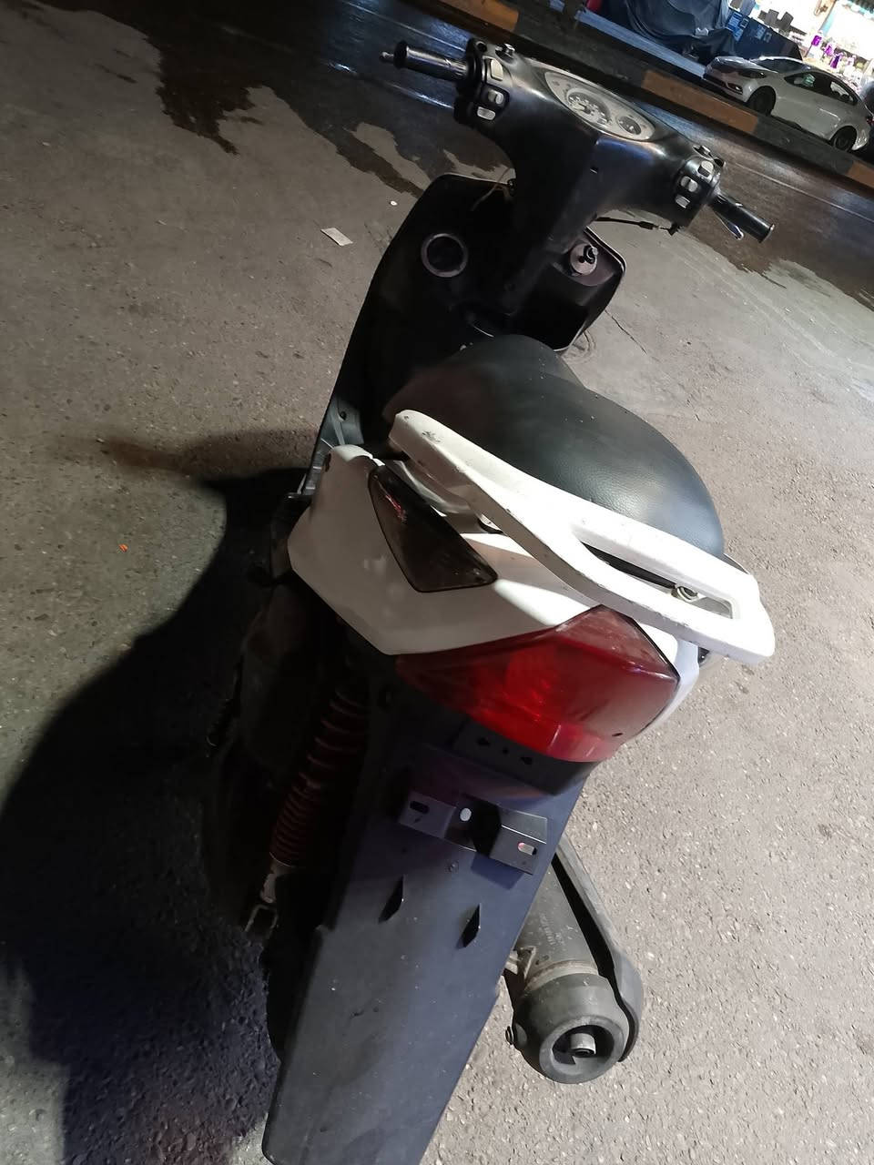 السلام عليكم دراجه ثعلب للبيع 350 بها مجال هذا رقم الهاتف ***********
