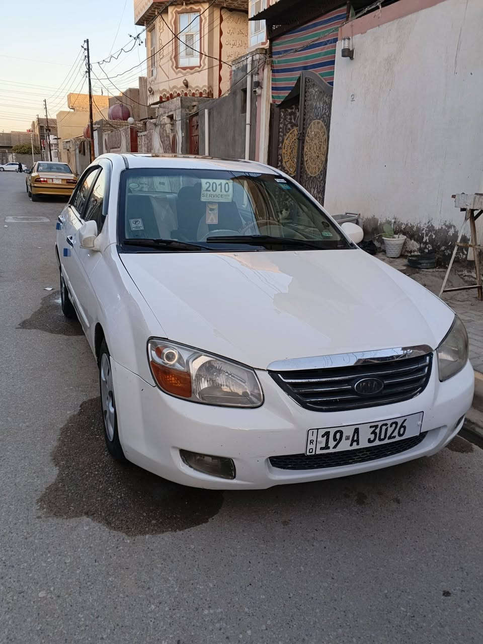 السلام عليكم كيه سيراتو متجايه صفحه واحده وبيه تبديل قطعتين السياره جاهزه من كلشي محرك 1600تبريد حلوه دواخل حلوه تخم تواير السعر 68وبي مجال وقابل للمراوس... رقم تلفوني ***********
